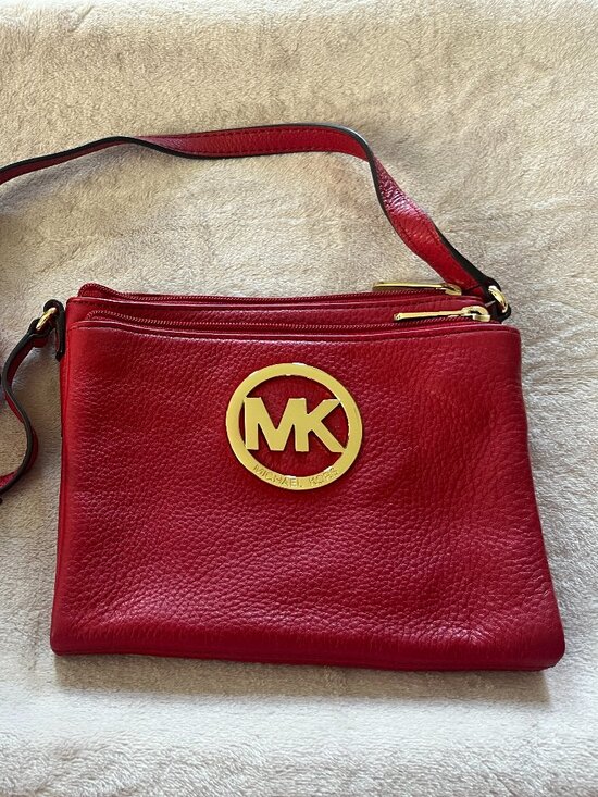 Michael Kors Red Leather Crossbody with Gold MK Emblem - Picture 2 of 9